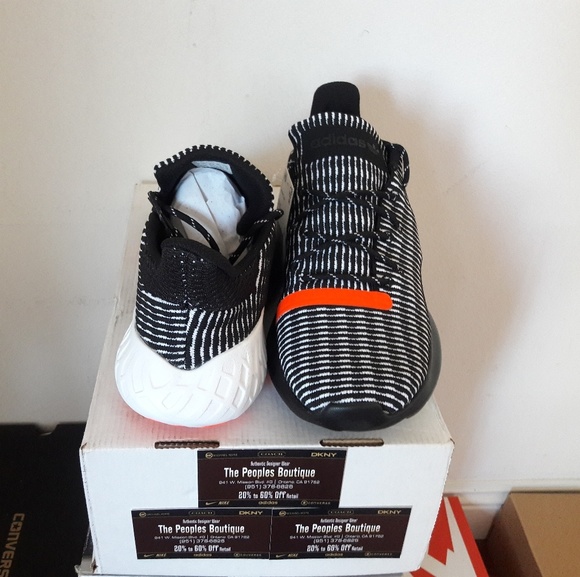 Adidas - Picture 2 of 3